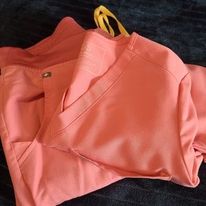 Scrubs figs technical collection